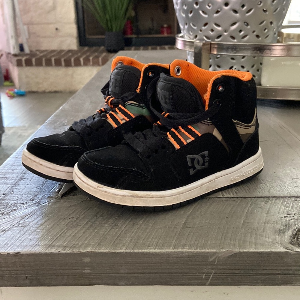 DC boy high tops